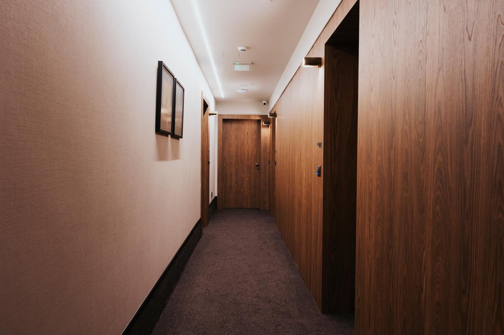 בודווה Infinity Hotel & More מראה חיצוני תמונה